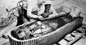 Tutankhamun's tomb (KV62)